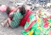 মরে পড়ে আছে মা, অবুঝ শিশু টানছে বুকের দুধ