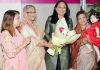 রুশনারা আলী ও টিউলিপ সিদ্দিককে ফুলেল শুভেচ্ছা প্রধানমন্ত্রীর : দ্বিতীয় দিনেও বিএনপির বিক্ষোভ