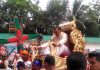 পালকিতে চড়ে মঞ্চে উঠলেন স্বরাষ্ট্রমন্ত্রী