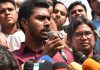 সড়ক আন্দোলনকারীদের সঙ্গে দেখা করে ভিপি নুরের একাত্মতা