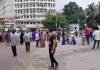 শাহবাগ মোড় অবরুদ্ধ, যান চলাচল বন্ধ