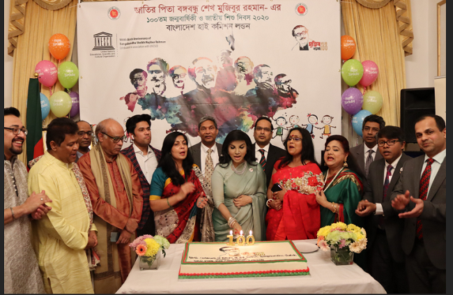 Cutting Cake