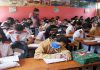 করোনা আতঙ্ক নিয়েই ক্লাসে যাচ্ছে ঢাকার শিক্ষার্থীরা