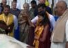 বৃটেনের প্রধানমন্ত্রী হতে গো পূজা করছেন ঋষি সুনাক!